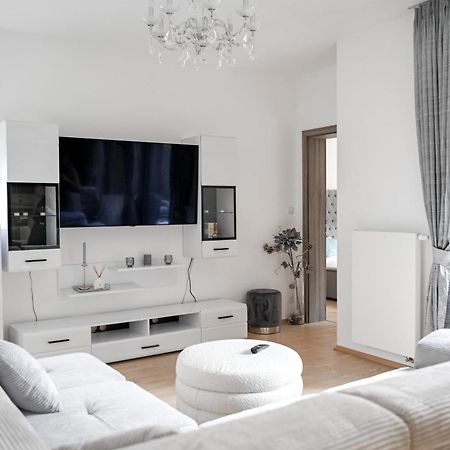 Lovely Family Suite Πράγα Εξωτερικό φωτογραφία